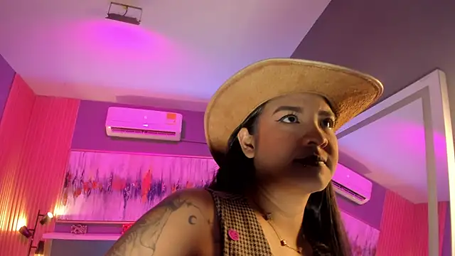 lilian vergara online show from March 2026 07:39:01 PM