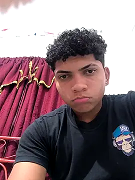 Snapshot of VersedChip chatting on January 2026 12:57:01 AM VersedChip online show from January 2026 12:57:01 AM