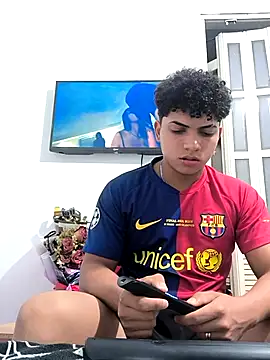 Snapshot of VersedChip chatting on February 2026 04:09:01 AM VersedChip online show from February 2026 04:09:01 AM