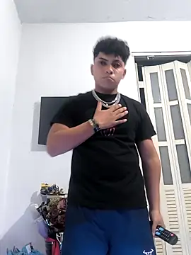 Snapshot of VersedChip chatting on February 2026 03:29:02 AM VersedChip online show from February 2026 03:29:02 AM