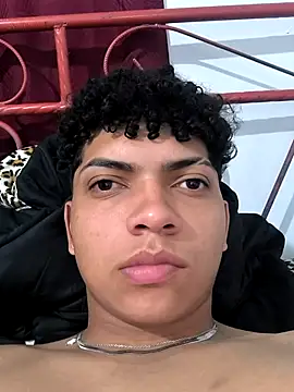 Snapshot of VersedChip chatting on March 2026 04:25:01 AM VersedChip online show from March 2026 04:25:01 AM