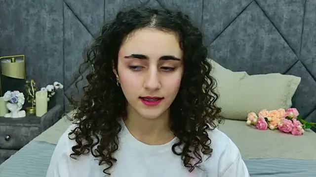 Snapshot of Susan_Fors chatting on February 2026 06:21:02 AM Susan Fors online show from February 2026 06:21:02 AM