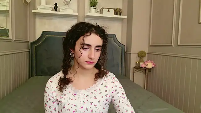 Snapshot of Susan_Fors chatting on July 2026 12:07:01 PM Susan Fors online show from July 2026 12:07:01 PM