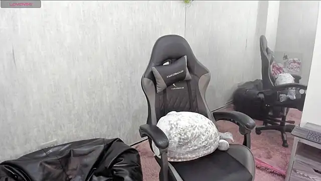 Gia Campbell online show from January 2026 03:50:02 PM