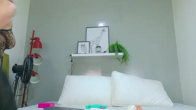 Dulcesexy   online show from March 2026 07:28:01 PM