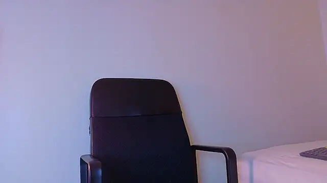 Snapshot of Dulcesexy__ chatting on June 2026 12:04:02 AM Dulcesexy online show from June 2026 12:04:02 AM