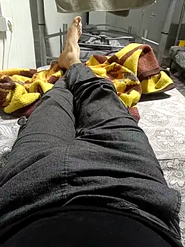 berk denizz 32 online show from January 2026 11:04:02 AM