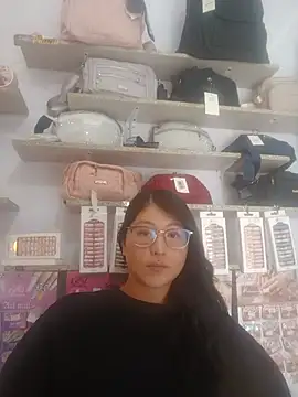 Snapshot of Mia_Charlotte2 chatting on July 2026 06:32:02 PM Mia Charlotte2 online show from July 2026 06:32:02 PM