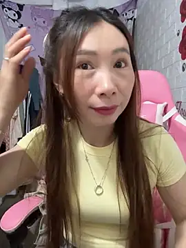 Snapshot of Adela-222 chatting on July 2026 03:23:01 AM Adela-222 online show from July 2026 03:23:01 AM