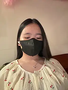 Gwen879 online show from February 2026 01:39:01 PM