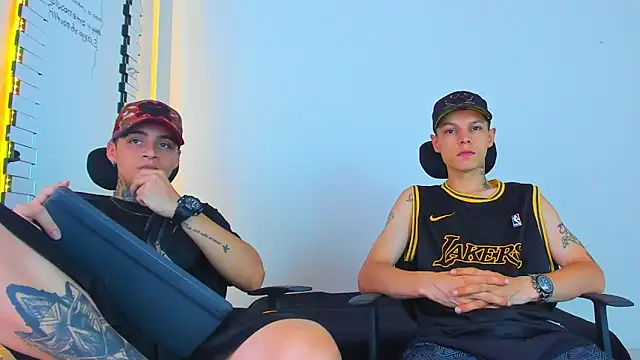 Thomas-Wil online show from February 2026 03:33:02 AM