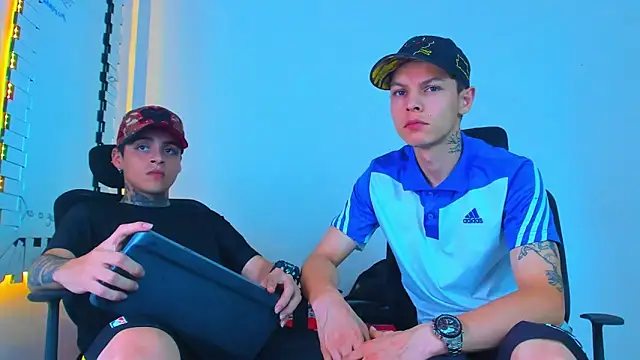 Thomas-Wil online show from February 2026 08:19:02 PM