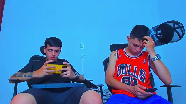 Thomas-Wil online show from April 2026 06:10:01 PM