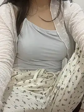 Snapshot of Linhtruong__ chatting on January 2026 06:31:01 PM Linhtruong online show from January 2026 06:31:01 PM