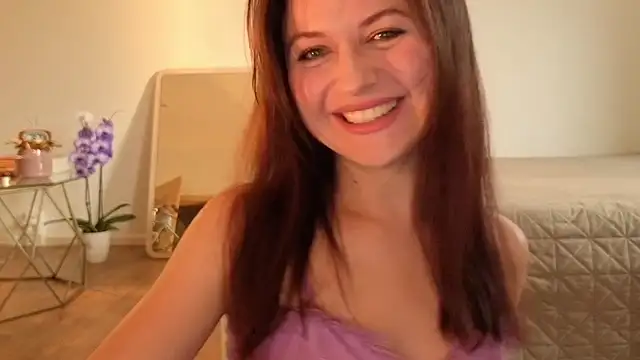 Snapshot of Satin_Sin chatting on July 2026 06:15:02 PM Satin Sin online show from July 2026 06:15:02 PM