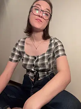 Persephone Kore online show from July 2026 03:16:01 PM