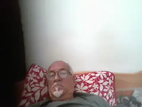 Patyman online show from April 2026 07:58:01 PM