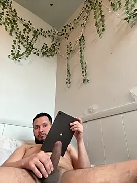 Snapshot of Ser02hot_latino chatting on March 2026 06:25:01 PM Ser02hot latino online show from March 2026 06:25:01 PM