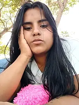 Isabel 3 online show from March 2026 08:22:02 PM