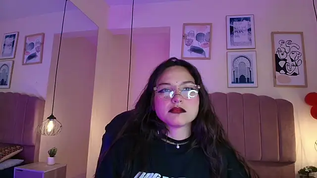 Hanabie  online show from April 2026 03:20:02 AM