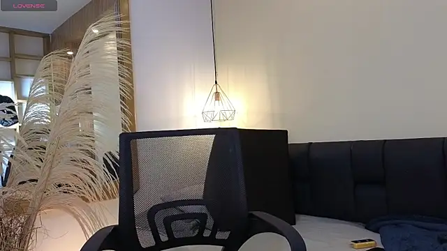 Apolo lux1 online show from February 2026 02:53:01 AM