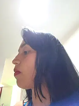 LunaRouuse  online show from March 2026 01:37:02 PM