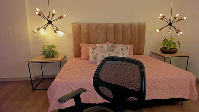 Abriil cutee online show from February 2026 10:52:02 PM