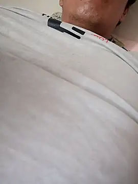 fernandezdan online show from April 2026 08:17:01 PM