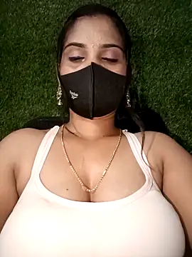 Snapshot of Nithyatamil chatting on February 2026 05:20:01 PM Nithyatamil online show from February 2026 05:20:01 PM