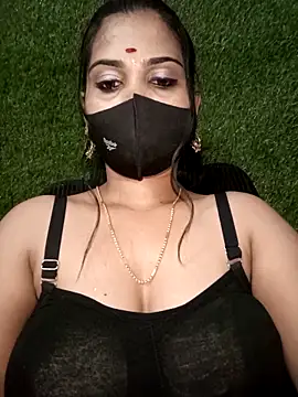 Snapshot of Nithyatamil chatting on February 2026 03:31:01 PM Nithyatamil online show from February 2026 03:31:01 PM