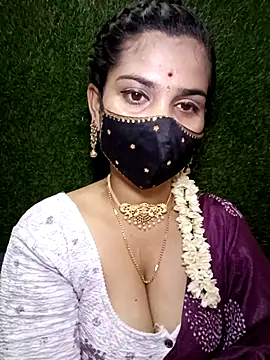 Snapshot of Nithyatamil chatting on April 2026 05:26:01 PM Nithyatamil online show from April 2026 05:26:01 PM