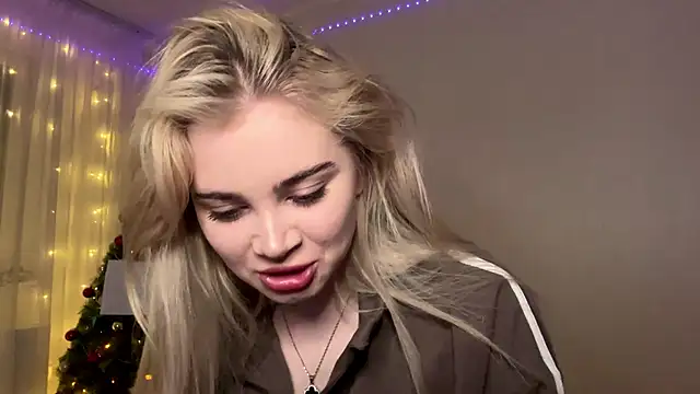 KariJarecke online show from January 2026 01:05:02 PM