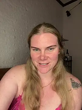 SexyBlondJoanna online show from March 2026 06:58:02 PM