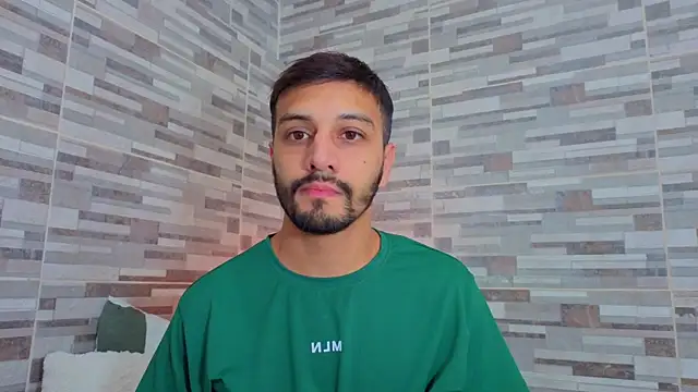 joelcallvil1 online show from June 2026 09:53:02 PM