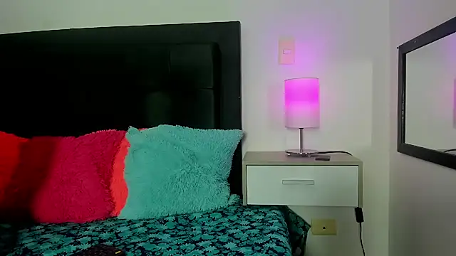 Natalye 23 online show from April 2026 12:30:02 AM