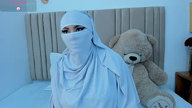 Snapshot of _seelena chatting on February 2026 12:32:01 PM seelena online show from February 2026 12:32:01 PM