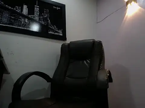 Snapshot of Oswalldo__ chatting on February 2026 11:18:01 AM Oswalldo online show from February 2026 11:18:01 AM