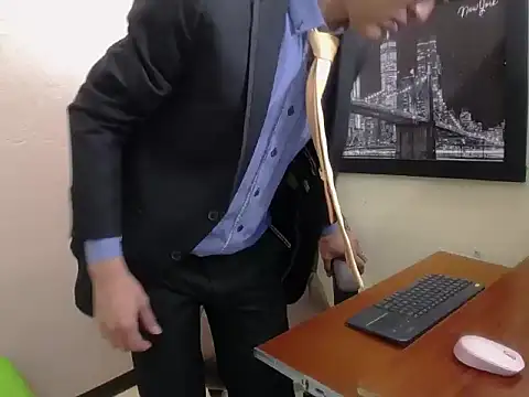 Snapshot of Oswalldo__ chatting on February 2026 11:40:01 AM Oswalldo online show from February 2026 11:40:01 AM