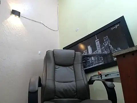 Snapshot of Oswalldo__ chatting on February 2026 11:22:01 AM Oswalldo online show from February 2026 11:22:01 AM