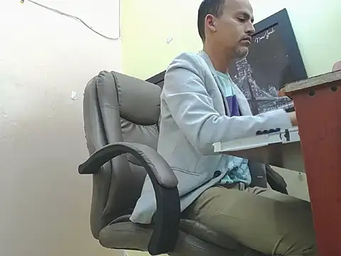 Snapshot of Oswalldo__ chatting on February 2026 11:29:02 AM Oswalldo online show from February 2026 11:29:02 AM