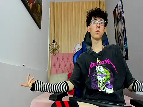 Syriussz online show from February 2026 07:21:02 PM