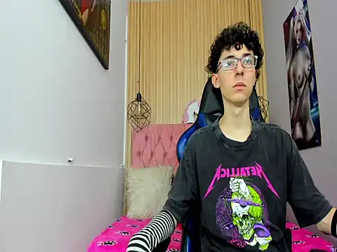 Syriussz online show from February 2026 07:32:02 PM