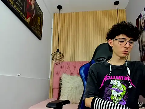 Syriussz online show from February 2026 07:23:02 PM