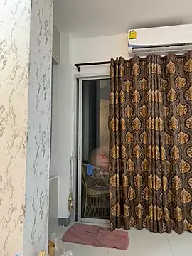 Snapshot of Ponthip chatting on February 2026 05:42:01 PM Ponthip online show from February 2026 05:42:01 PM