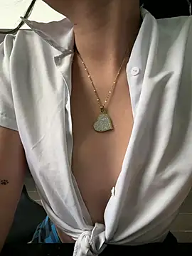 Snapshot of l0lita_emi chatting on February 2026 03:52:01 PM l0lita emi online show from February 2026 03:52:01 PM