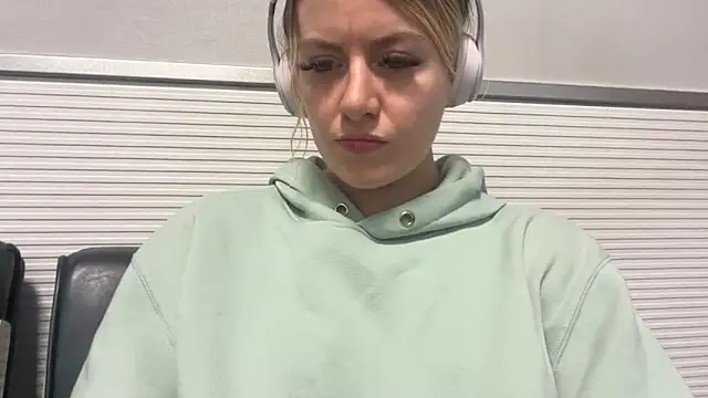 blondebunny999 999 online show from March 2026 11:09:01 PM