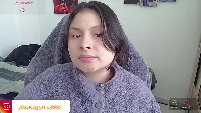 Snapshot of yessica_gomez01 chatting on February 2026 08:04:02 PM yessica gomez01 online show from February 2026 08:04:02 PM