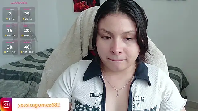 Snapshot of yessica_gomez01 chatting on February 2026 08:10:01 PM yessica gomez01 online show from February 2026 08:10:01 PM