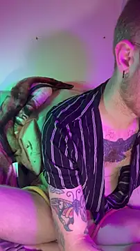 LiamGrayson Mrifyourenast online show from January 2026 04:14:01 AM