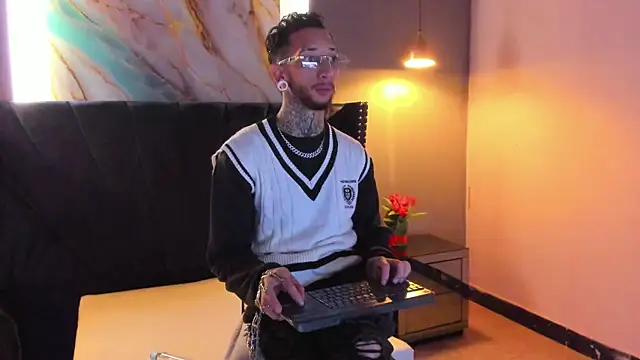 axel valtier online show from January 2026 03:54:01 AM